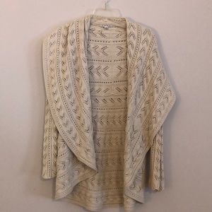 Cabi circle sweater size M